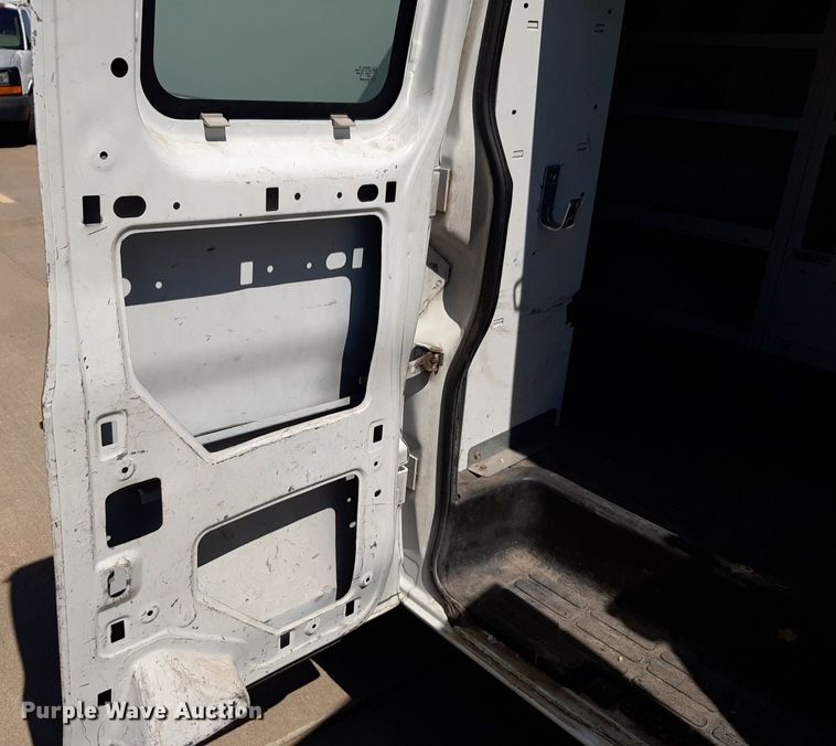 image for item DP2749 2007 Chevrolet Express 2500 van