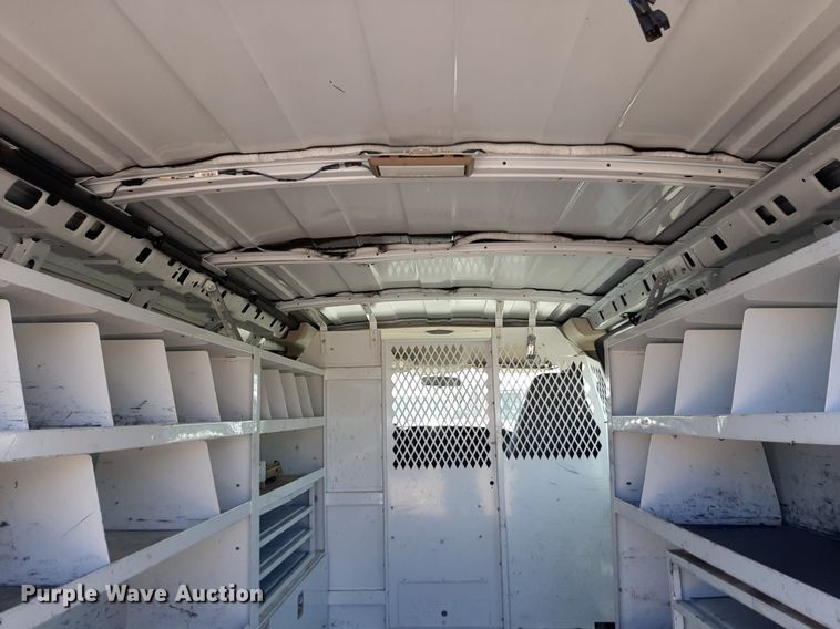 image for item DP2749 2007 Chevrolet Express 2500 van