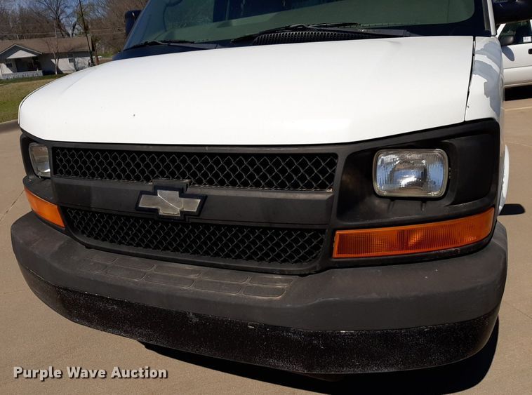 image for item DP2751 2007 Chevrolet  Express 2500 van