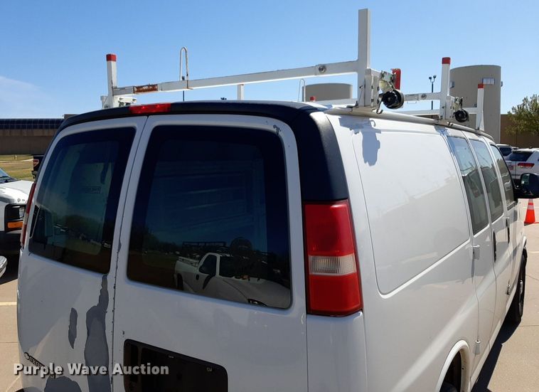 image for item DP2751 2007 Chevrolet  Express 2500 van