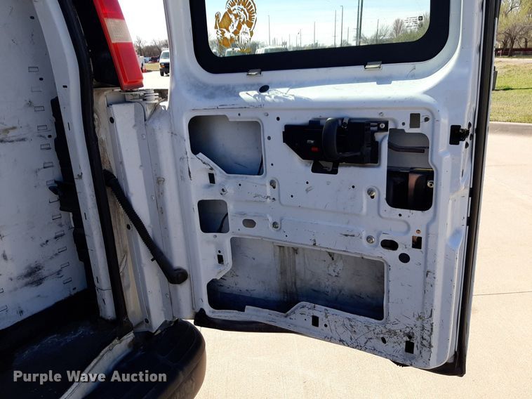 image for item DP2751 2007 Chevrolet  Express 2500 van