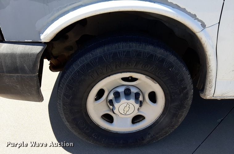 image for item DP2751 2007 Chevrolet  Express 2500 van