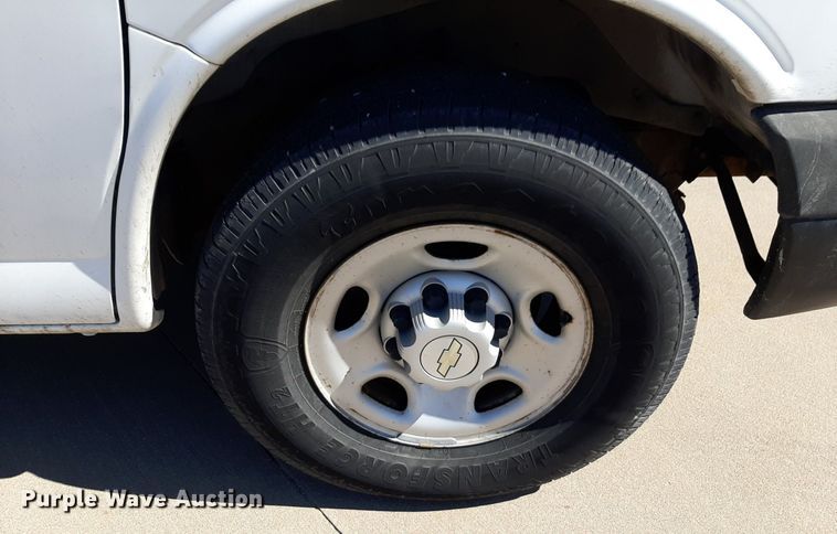 image for item DP2751 2007 Chevrolet  Express 2500 van