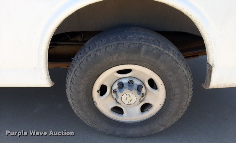 image for item DP2751 2007 Chevrolet  Express 2500 van