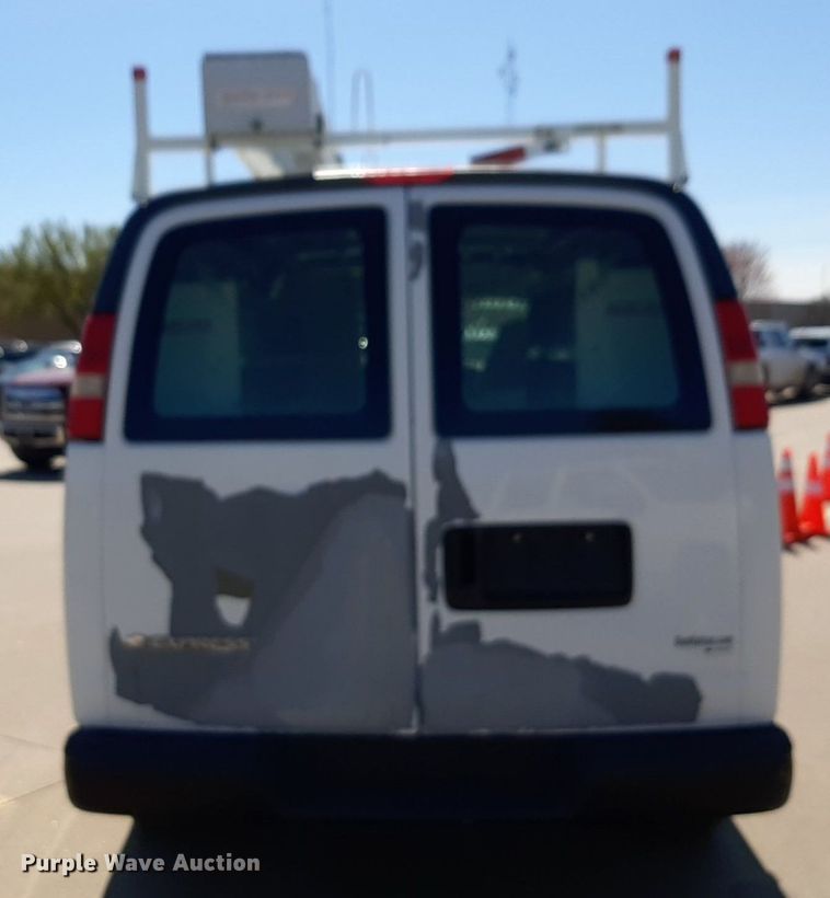 image for item DP2753 2007 Chevrolet Express 2500 van