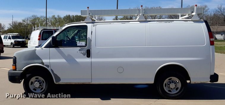 image for item DP2753 2007 Chevrolet Express 2500 van