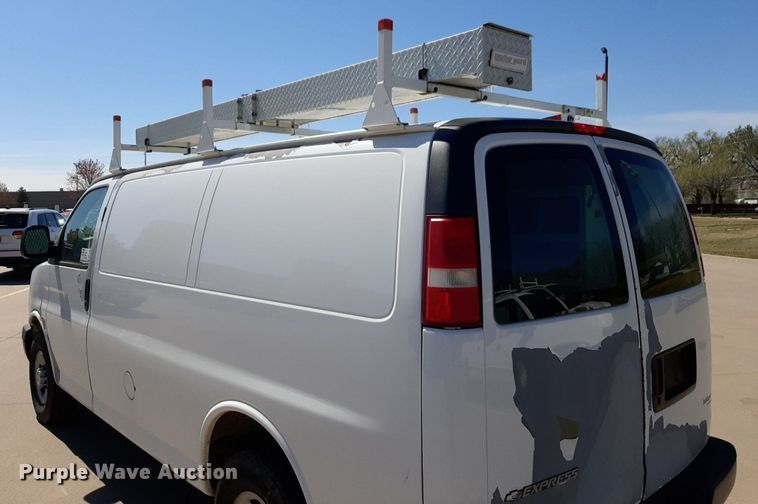 image for item DP2753 2007 Chevrolet Express 2500 van
