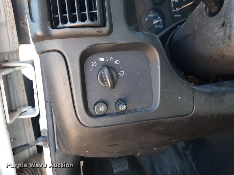 image for item DP2753 2007 Chevrolet Express 2500 van