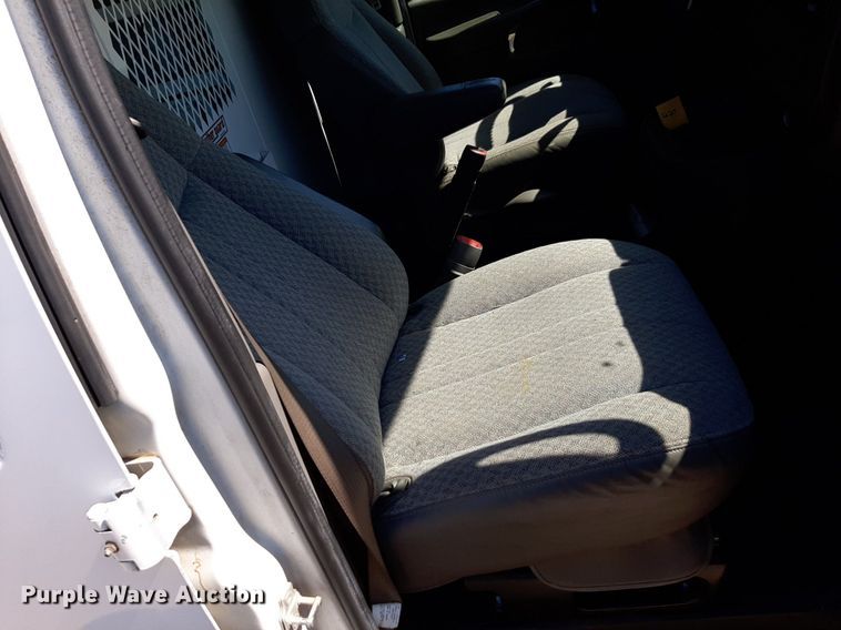 image for item DP2753 2007 Chevrolet Express 2500 van