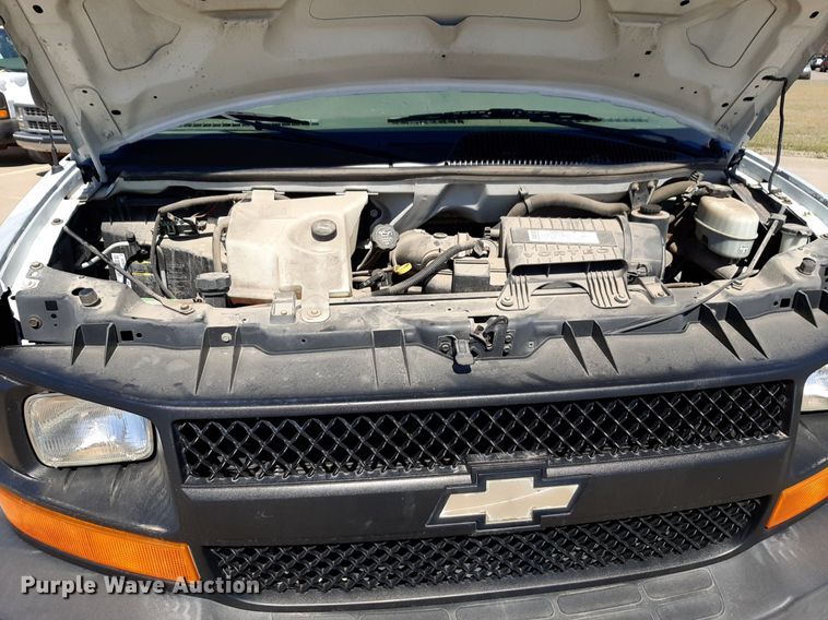 image for item DP2753 2007 Chevrolet Express 2500 van