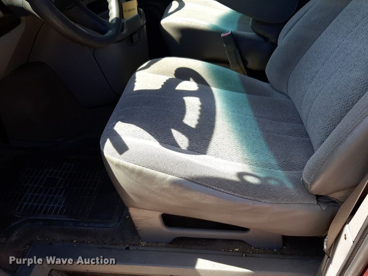 image for item DP2754 2004 Chevrolet Astro van