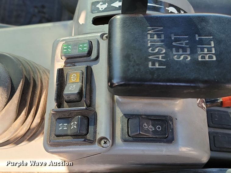 image for item DP3440 2014 Bobcat  5600 Toolcat utility vehicle 