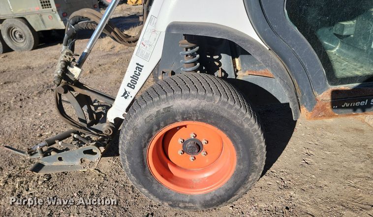 image for item DP3440 2014 Bobcat  5600 Toolcat utility vehicle 