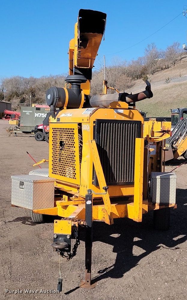 image for item DP3442 Bandit  250 wood chipper