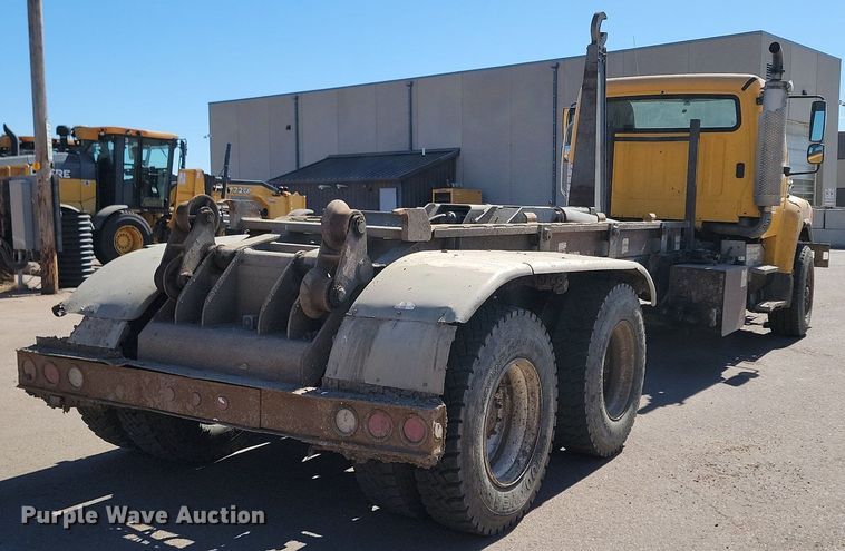 image for item DP3446 2007 Freightliner  M2 hook lift truck