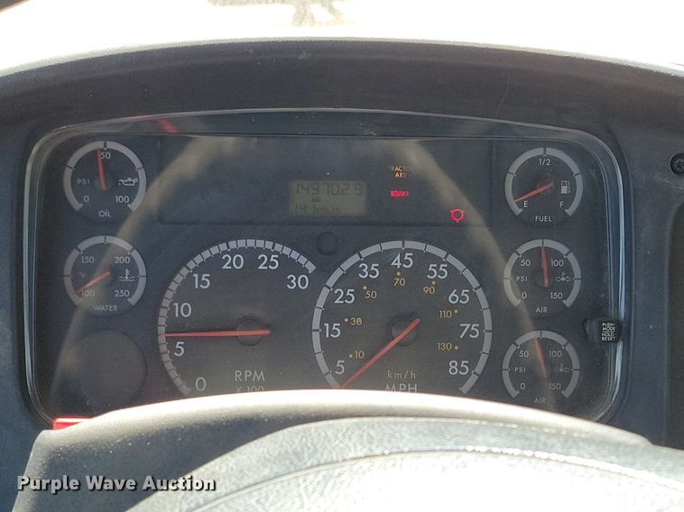 image for item DP3446 2007 Freightliner  M2 hook lift truck