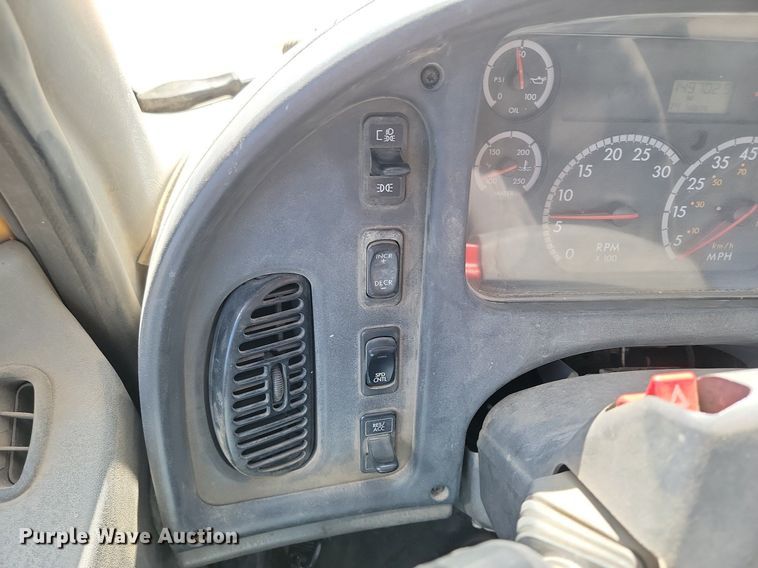 image for item DP3446 2007 Freightliner  M2 hook lift truck