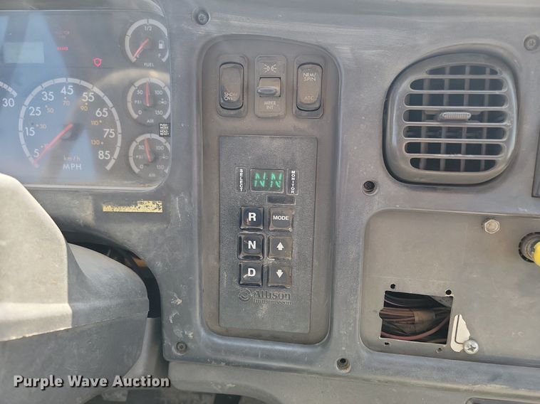 image for item DP3446 2007 Freightliner  M2 hook lift truck