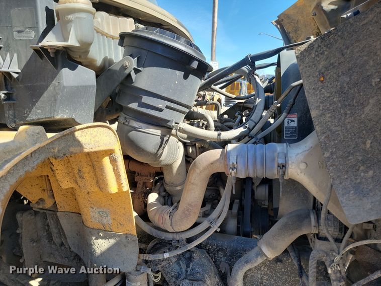 image for item DP3446 2007 Freightliner  M2 hook lift truck