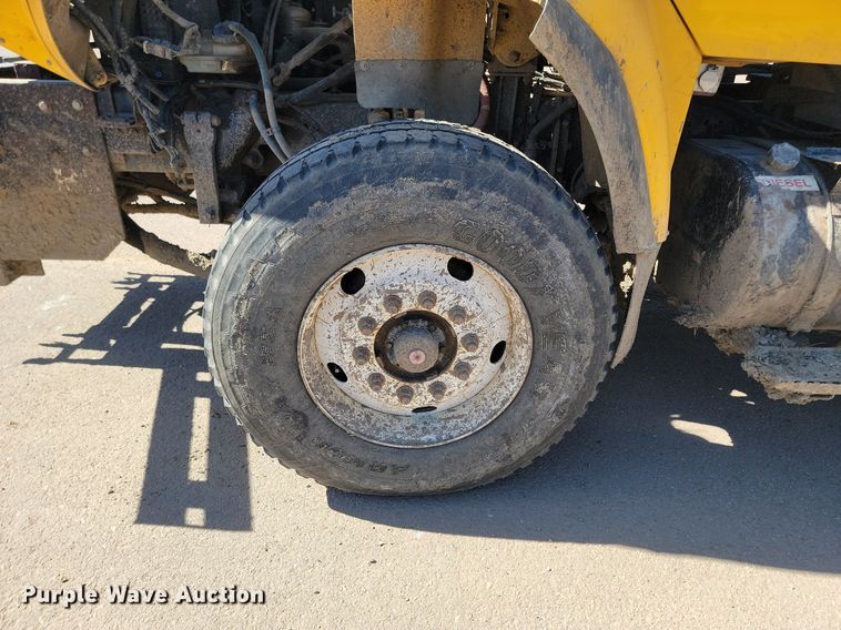 image for item DP3446 2007 Freightliner  M2 hook lift truck