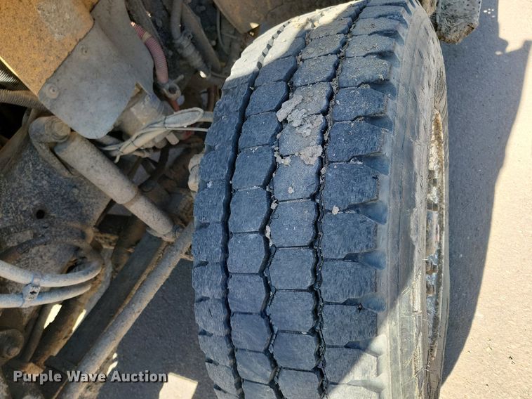 image for item DP3446 2007 Freightliner  M2 hook lift truck