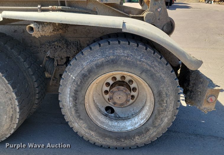 image for item DP3446 2007 Freightliner  M2 hook lift truck