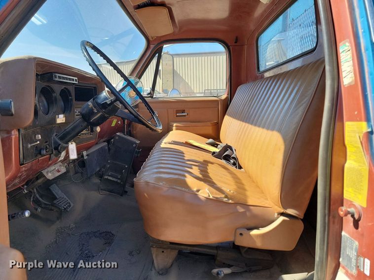 image for item DP3448 1988 Chevrolet  C70 dump flatbed truck