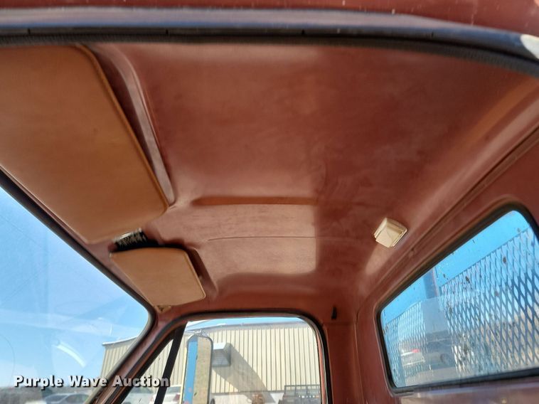 image for item DP3448 1988 Chevrolet  C70 dump flatbed truck