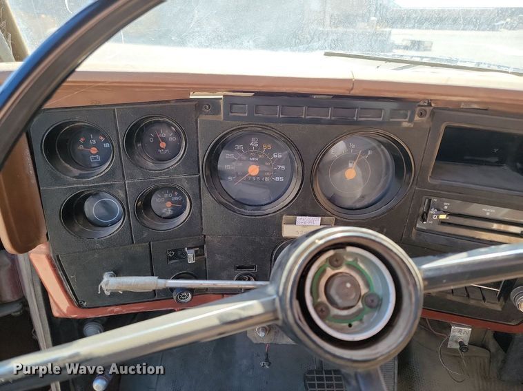 image for item DP3448 1988 Chevrolet  C70 dump flatbed truck