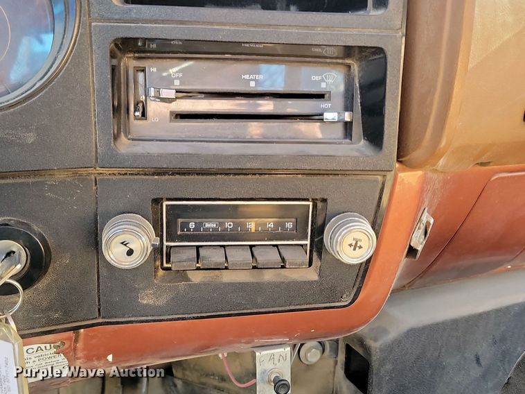 image for item DP3448 1988 Chevrolet  C70 dump flatbed truck