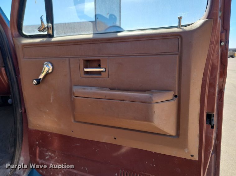 image for item DP3448 1988 Chevrolet  C70 dump flatbed truck