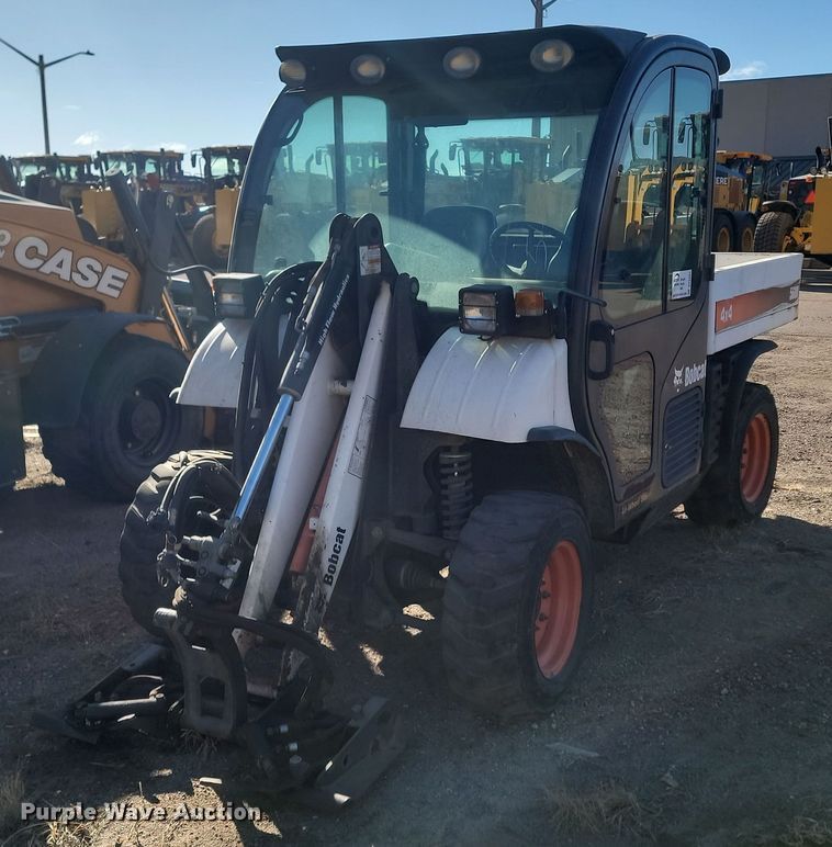 image for item DP3451 2013 Bobcat 5600 Toolcat utility vehicle