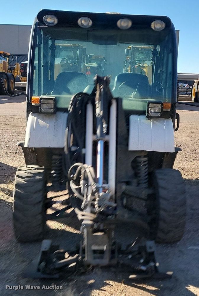 image for item DP3451 2013 Bobcat 5600 Toolcat utility vehicle