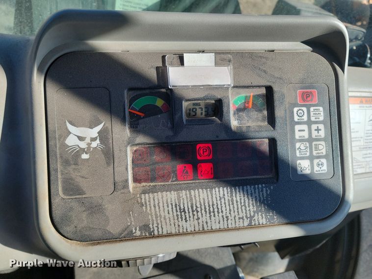 image for item DP3451 2013 Bobcat 5600 Toolcat utility vehicle