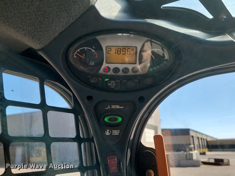 image for item DP3452 2017 Bobcat  T770 tracked skid steer loader