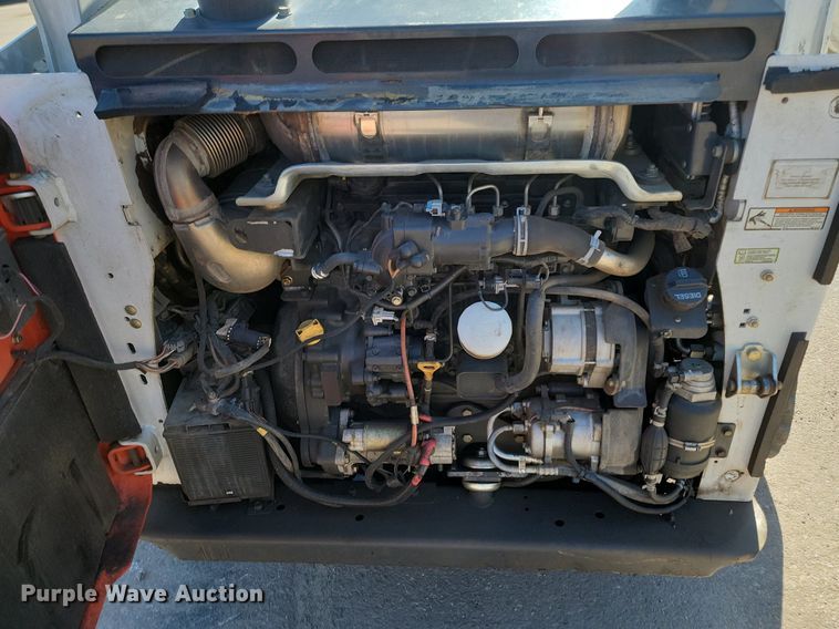 image for item DP3452 2017 Bobcat  T770 tracked skid steer loader