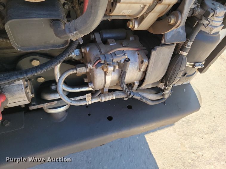 image for item DP3452 2017 Bobcat  T770 tracked skid steer loader