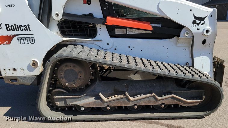 image for item DP3452 2017 Bobcat  T770 tracked skid steer loader