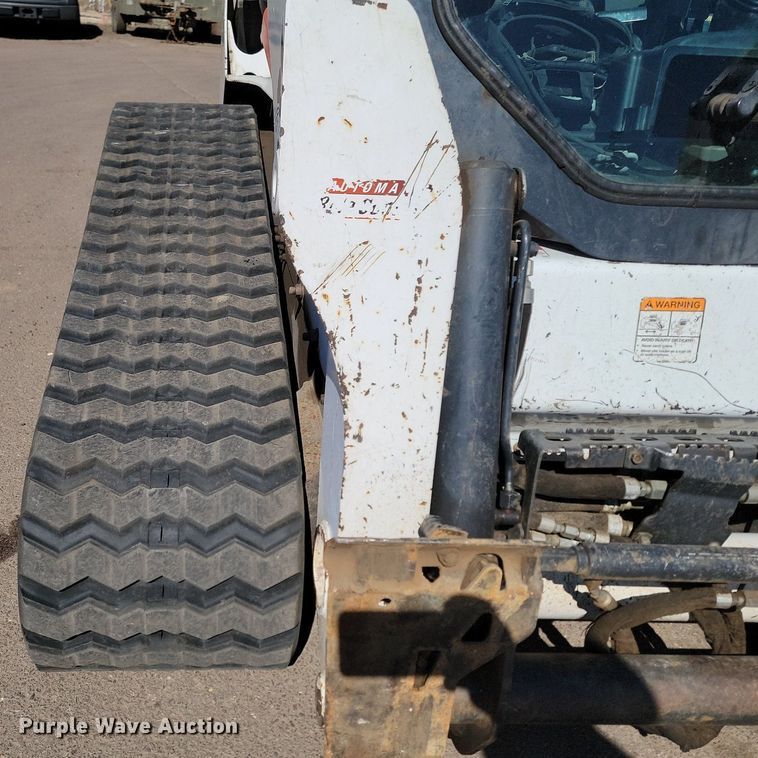image for item DP3452 2017 Bobcat  T770 tracked skid steer loader