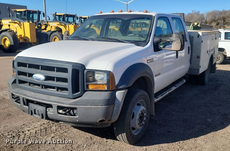 image for item DP3460 2007 Ford  F550 Super Duty XL Crew Cab utility / service truck