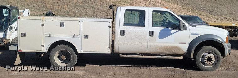 image for item DP3460 2007 Ford  F550 Super Duty XL Crew Cab utility / service truck