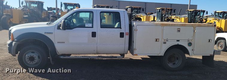 image for item DP3460 2007 Ford  F550 Super Duty XL Crew Cab utility / service truck