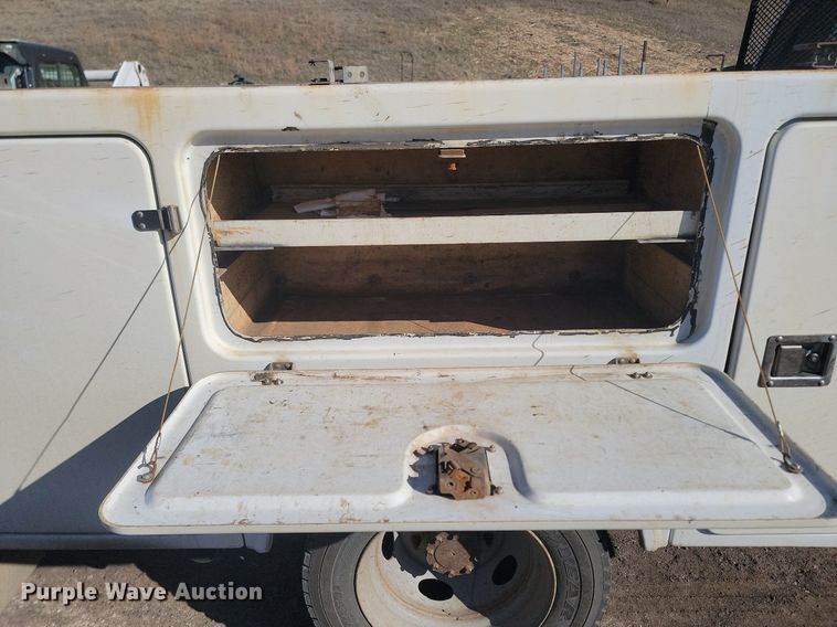 image for item DP3460 2007 Ford  F550 Super Duty XL Crew Cab utility / service truck