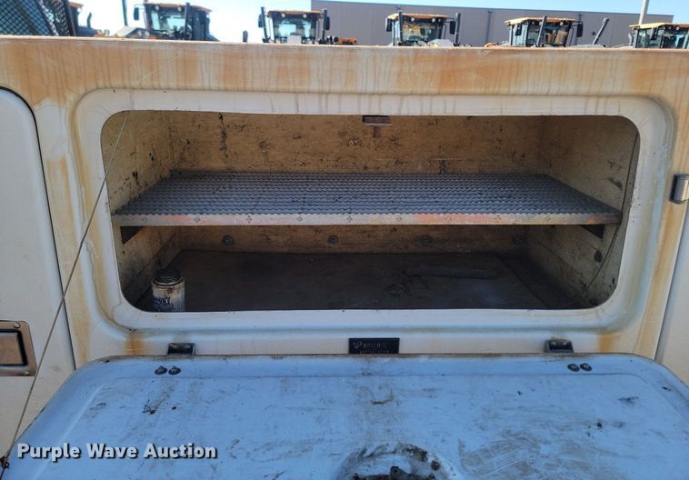 image for item DP3460 2007 Ford  F550 Super Duty XL Crew Cab utility / service truck