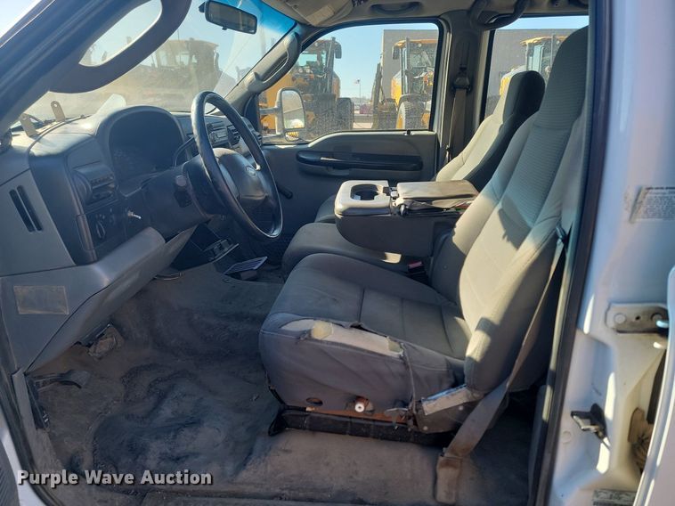 image for item DP3460 2007 Ford  F550 Super Duty XL Crew Cab utility / service truck