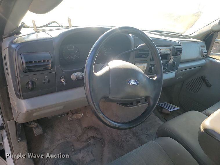 image for item DP3460 2007 Ford  F550 Super Duty XL Crew Cab utility / service truck