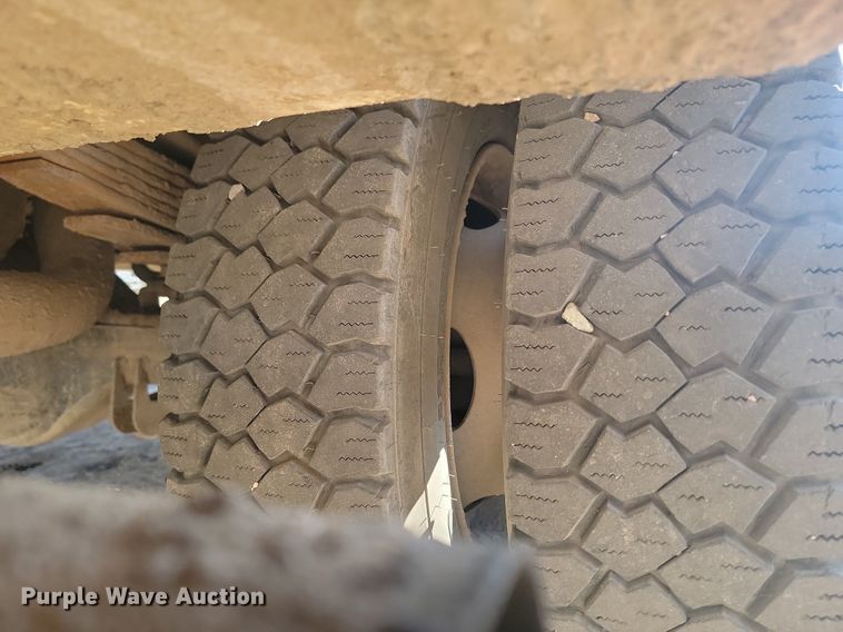 image for item DP3460 2007 Ford  F550 Super Duty XL Crew Cab utility / service truck