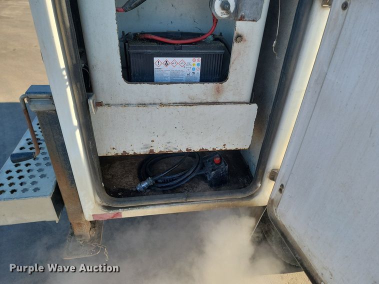 image for item DP3465 2012 Ford  F450 Super Duty  utility / service truck