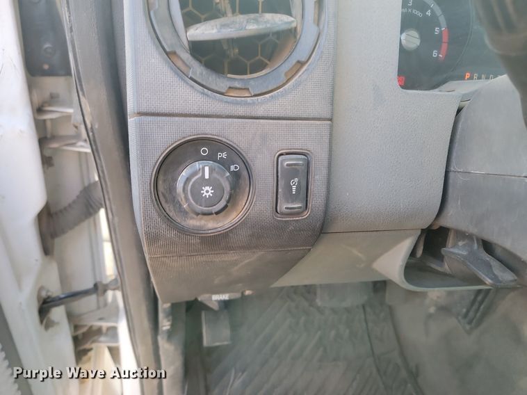 image for item DP3465 2012 Ford  F450 Super Duty  utility / service truck