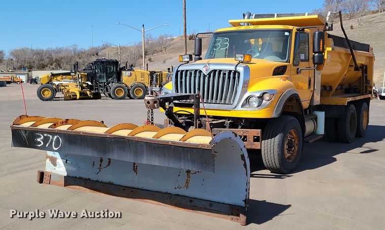 image for item DP3472 2013 International  7500 dump truck